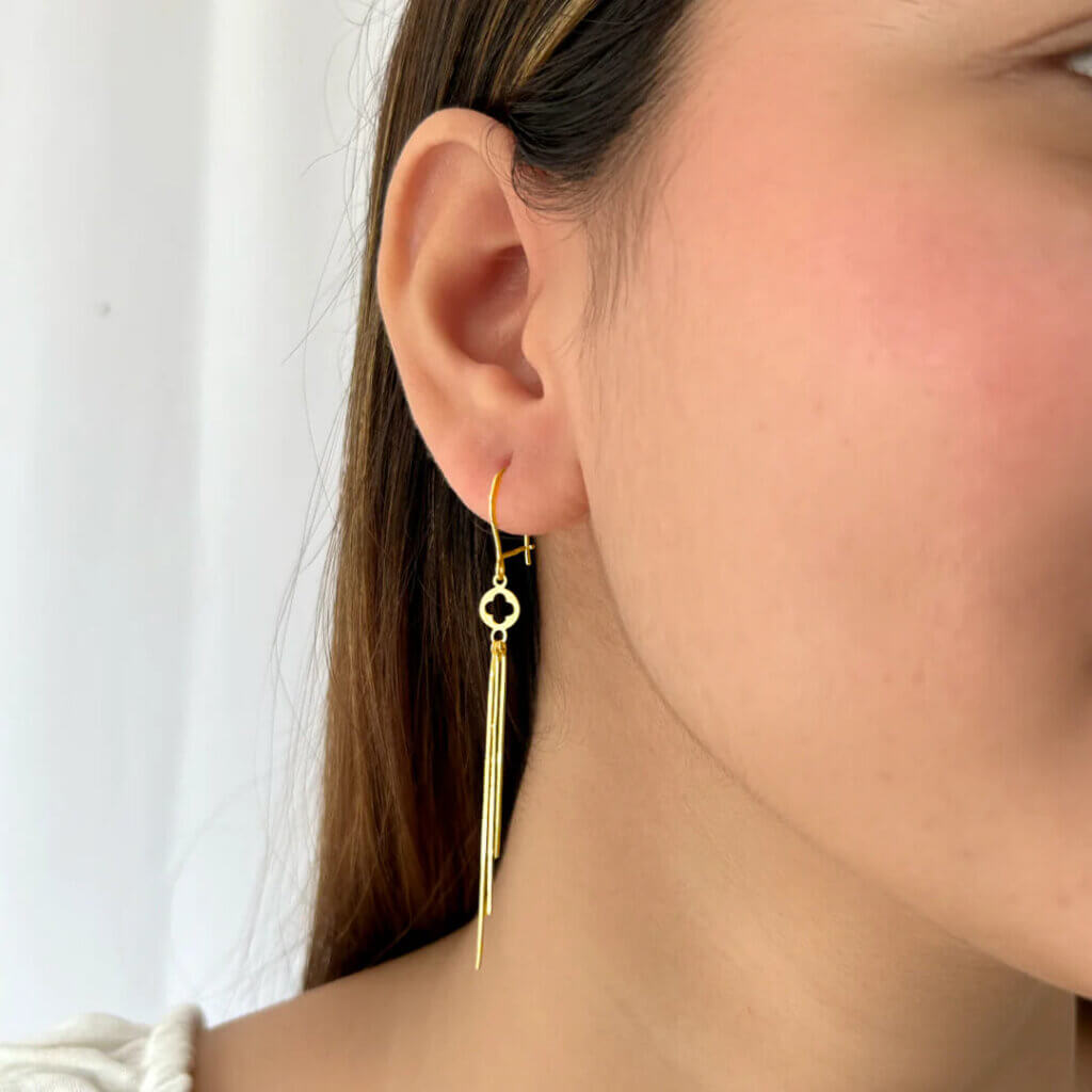 drop earrings